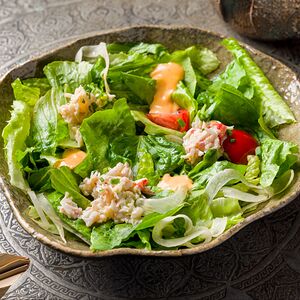 Салат с камчатским крабом и фенхелем