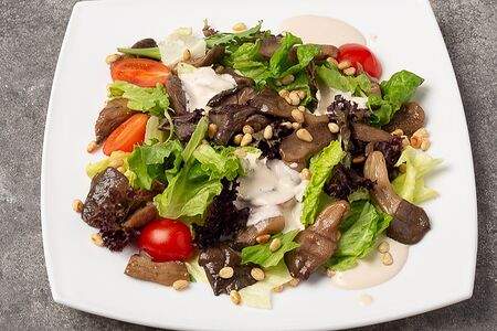 Салат с печенью и грибами Вешенками 