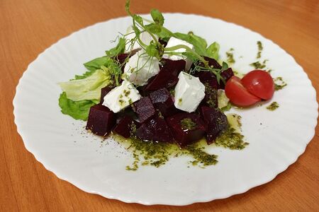 Свекла с брынзой