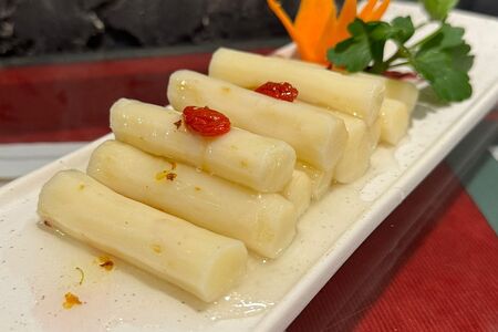 Сладкий ямс с соусом Османтус