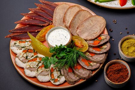 Мясное ассорти