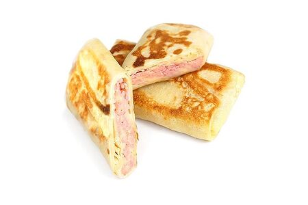 Блинчики с ветчиной и сыром