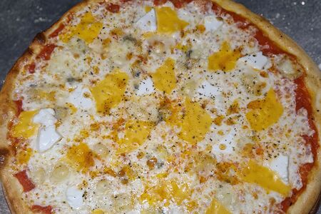 Пицца Четыре сыра 35см