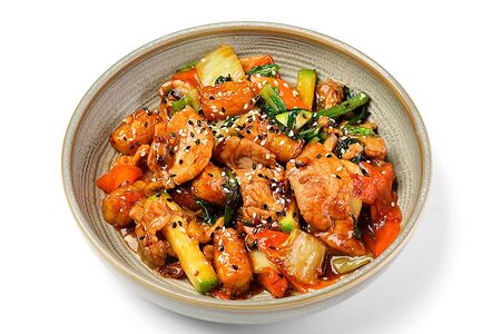 Картошка со свининой и овощами вок