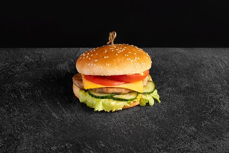 Чикен Бургер