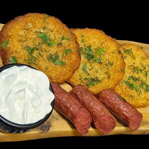Драники с колбасками