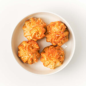 Жареные хинкали с рубленой свининой и говядиной