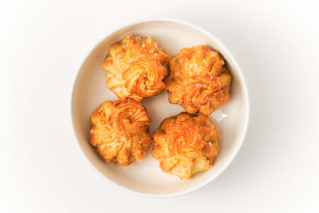 Жареные хинкали с рубленой свининой и говядиной