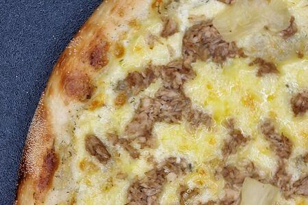 Курица с ананасами