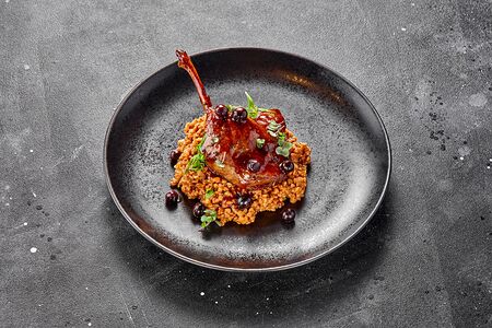 Утиная ножка конфи 