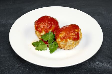 Фрикадельки домашние в соусе