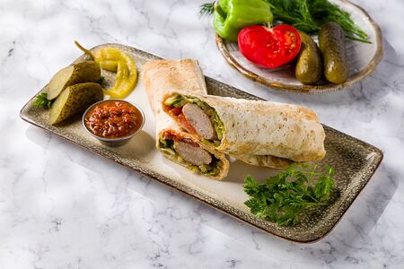 Чобан дурмак с курицей в лаваше