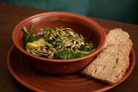 Зеленый салат