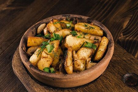 Картофель, жаренный с грибами