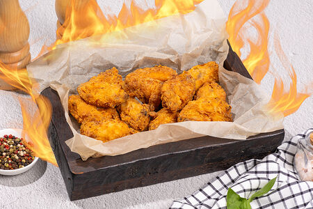 Жгучие куриные крылышки фри 370 гр