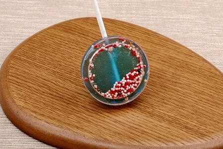 Леденец-погремушка