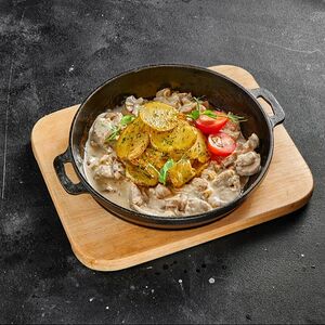 Свинина в сливочно-грибном соусе