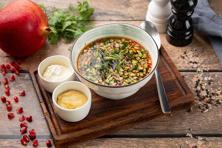 Окрошка на квасе с ветчиной из индейки