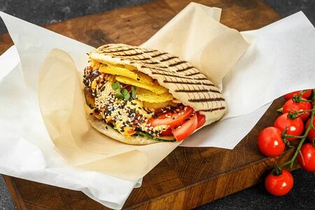 Пита Чикен Премьер