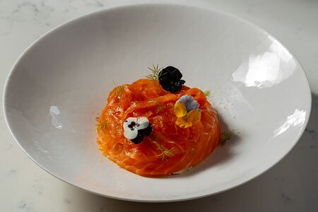 Оливье с лососем