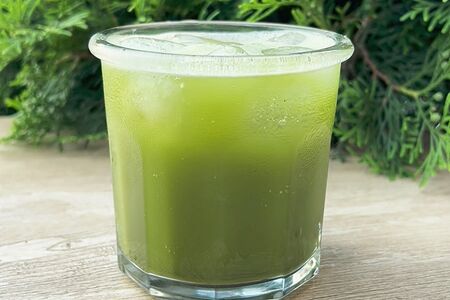 Матча-тоник Ананас