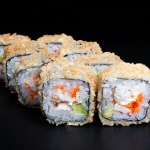 Ролл с крабом и угрем