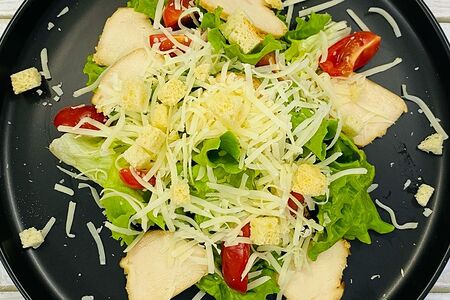 Цезарь с курицей