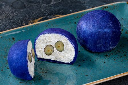 Моти Голубика