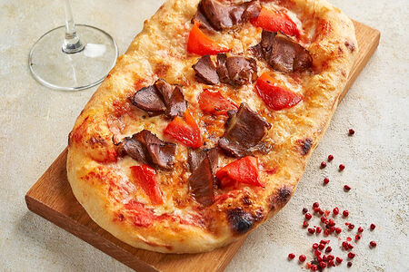 С запеченной грудинкой телятины