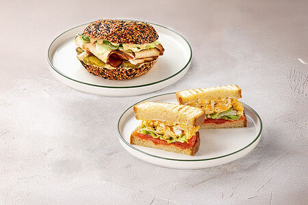 Пара сэндвичей