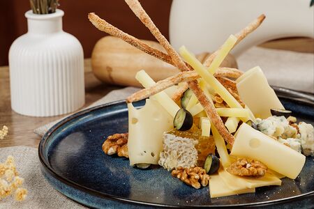 Сырное плато