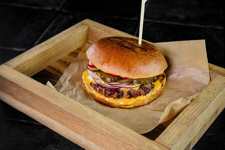 Американский чизбургер