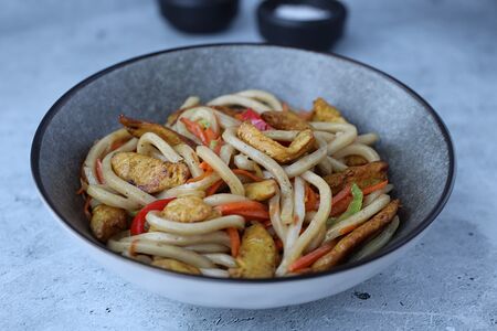 Удон с курицей