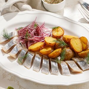 Селедочка с беби-картофелем