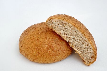 Цельнозерновая булочка