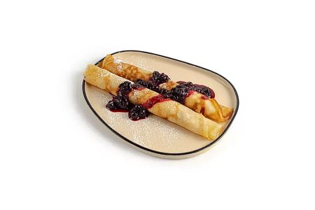 Блинчики со смородиной