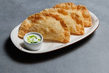 Чебуреки с сыром 