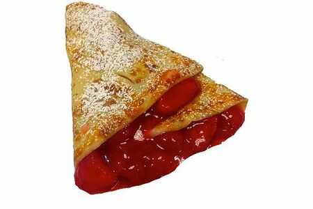 Блин с клубникой