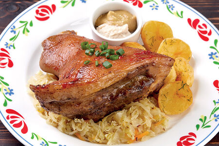 Рулька Шляхетская с обжаренным картофелем