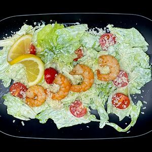 Салат Цезарь с креветкой