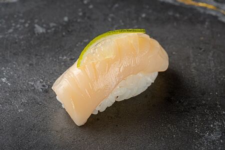 Суши Гребешок