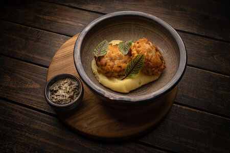 Котлеты из кролика с картофельным пюре