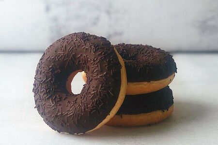 Пончик Три шоколада