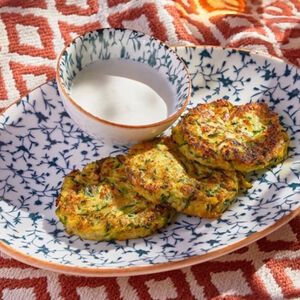 Оладьи из кабачков со сметаной 
