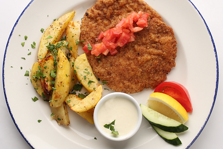 Свинина по-милански с ароматным картофелем