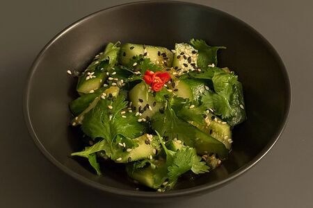 Салат Битые огурцы