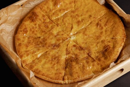 Осетинский пирог с телятиной 