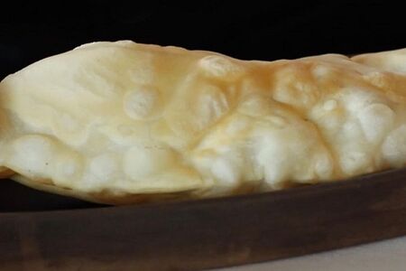 Чебурек со свининой и говядиной