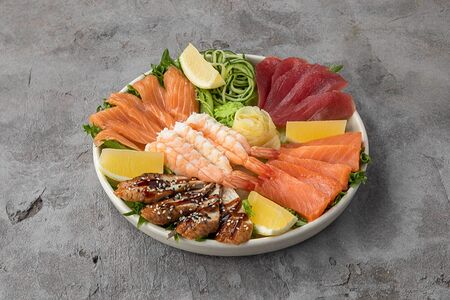 Сашими на компанию