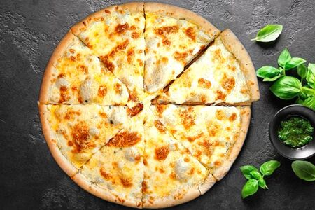 Четыре сыра большая